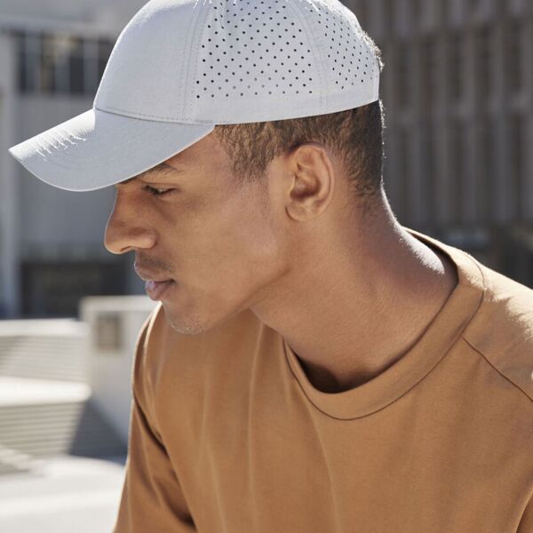 Laser performance trucker Miniaturansicht