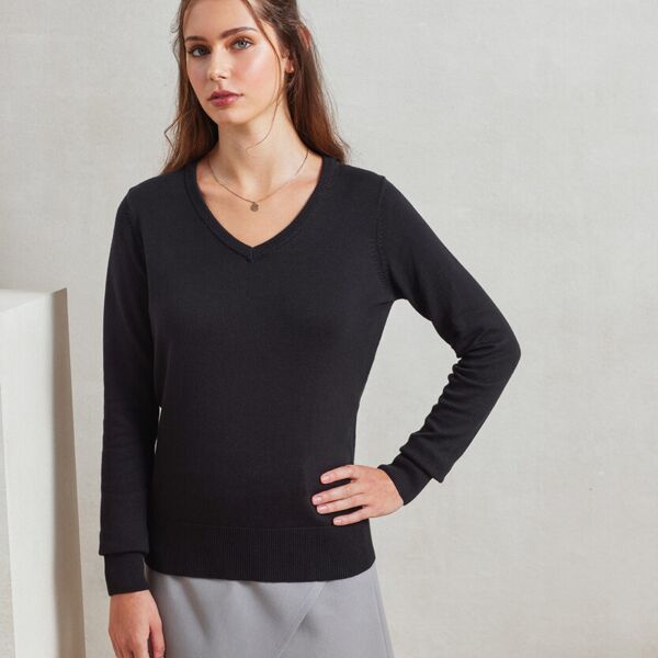 Women's v-neck knitted sweater Miniaturansicht