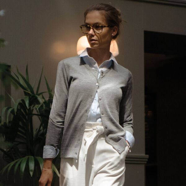 Women’s Phoenix – luxurious merino blend cardigan Miniaturansicht