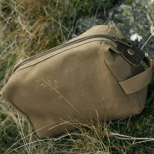 Heritage waxed canvas wash bag Miniaturansicht